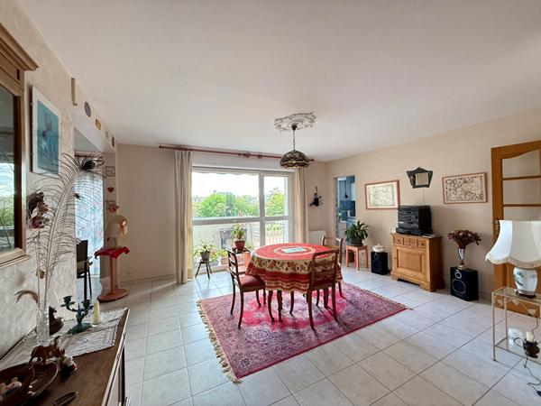 Appartement 5 pièces – 99 m² environ à Saint-Malo (ref : 41406)