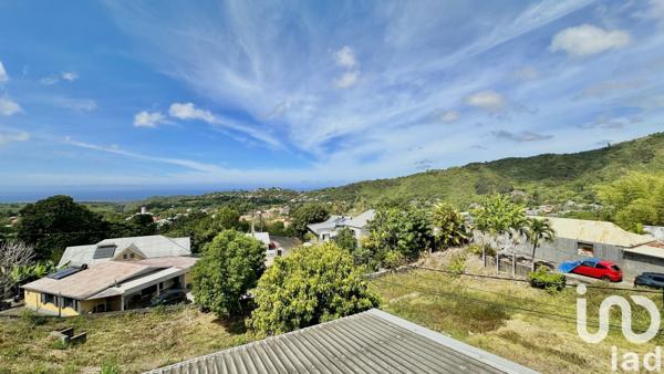 Maison 5 pièces de 110 m² à Entre-Deux (97414)