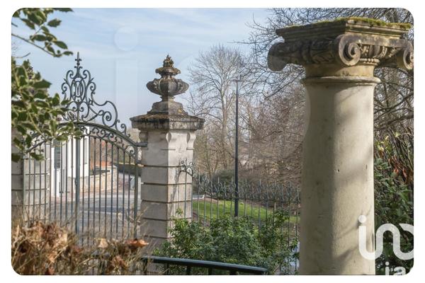 Appartement 7 pièces de 144 m² à Mareil-Marly (78750)