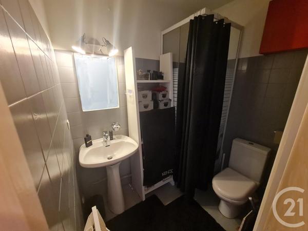 Appartement F1 à vendre  1 pièce - 28,22 m2 CARQUEIRANNE - 83