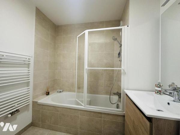 PLOEMEUR - BOURG- APPARTEMENT de Standing T4 Résidence récente