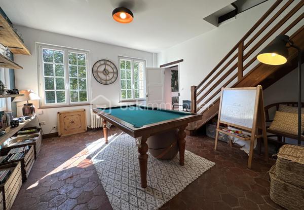 Maison en pierre de 333,67 m²