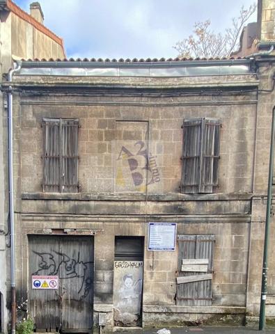 Vente maison de ville Angouleme (16000), 120.00m² sur 150.00m² de terrain. Agence Allard Brimeaud