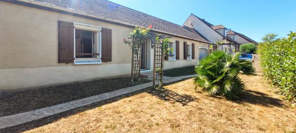 À vendre ! Charmante maison de plain-pied de 100 m² sur un beau terrain de 471 m².