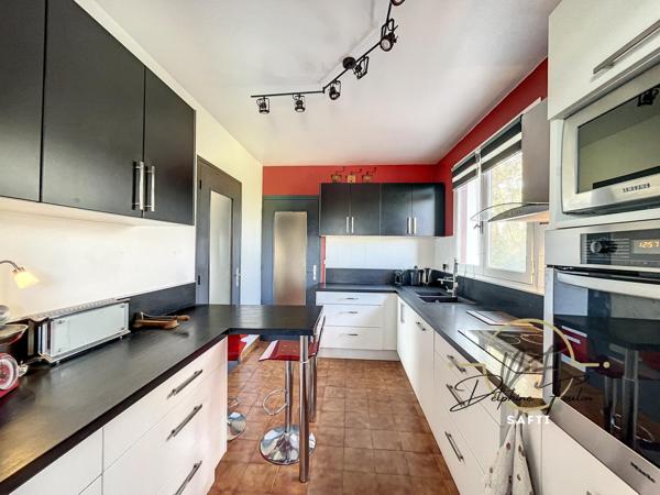 Propriété au calme avec piscine