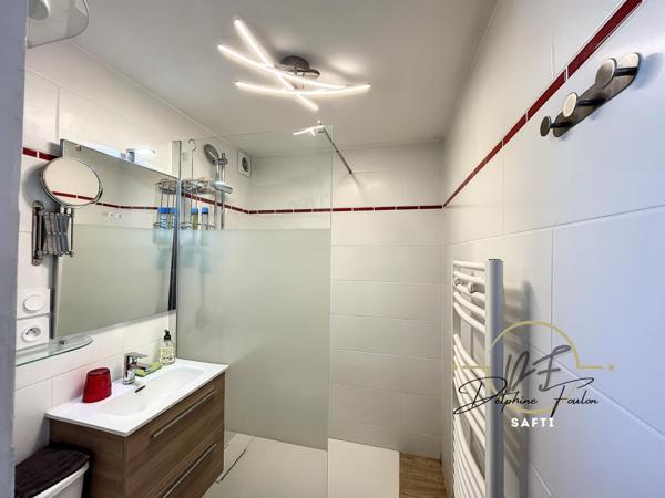 Propriété au calme avec piscine