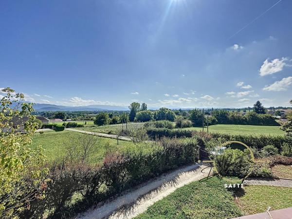 Propriété au calme avec piscine