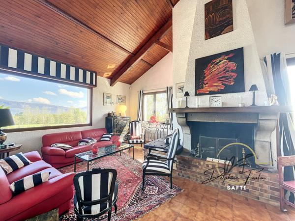 Propriété au calme avec piscine