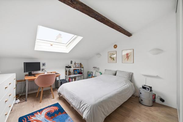 Comme une maison sous les toits