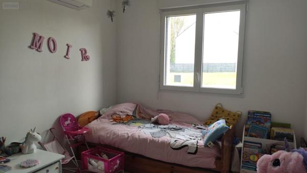 Maison individuelle à vendre à Saint-Barthélemy dans le Morbihan (56150), ref : 065/1826   
bourg