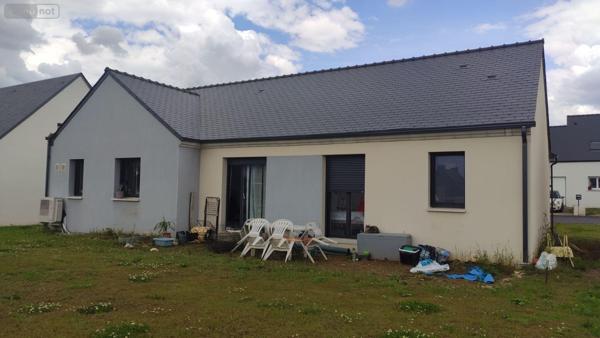 Maison individuelle à vendre à Saint-Barthélemy dans le Morbihan (56150), ref : 065/1826   
bourg