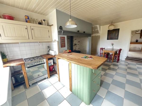 Maison à vendre |  Thiviers |  3 pièces | 69 m²