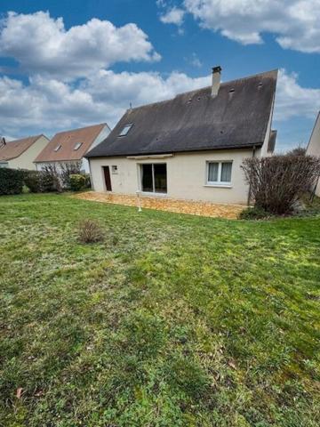 Maison à COULAINES, 72190 - 4 pièces 85m²