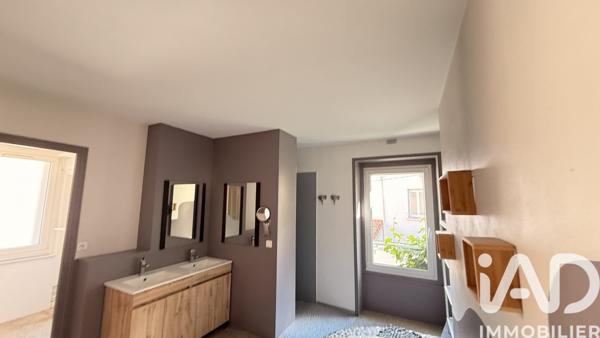 Maison à vendre 9 pièces 184 m² Roanne