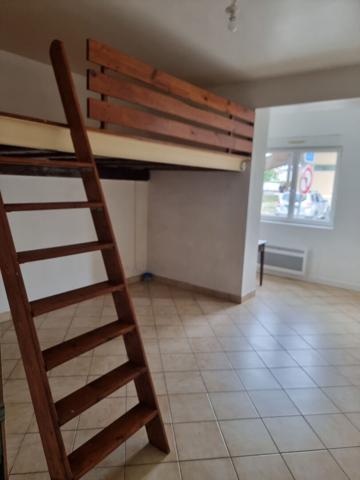 Appartement Aiguillon 1 pièce(s) 47.04 m2 , Aiguillon