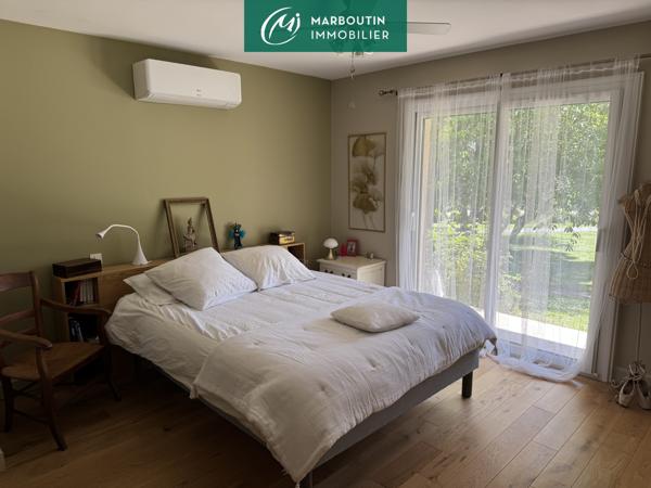 Maison 8 pièce(s) 5 chambre(s) 235 m²