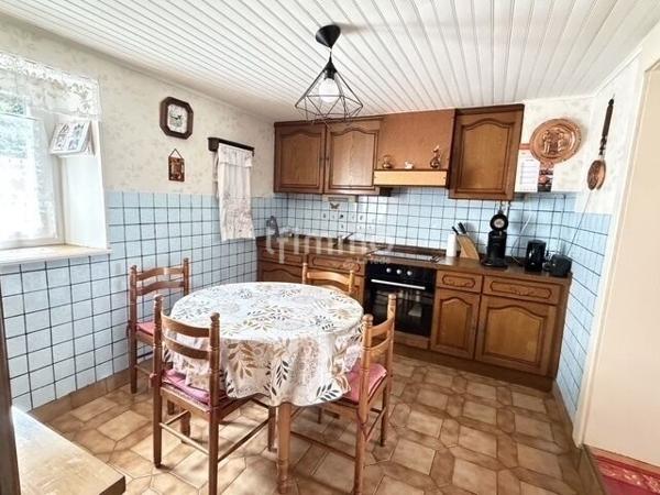 Maison à fort potentiel, en campagne mosellane.