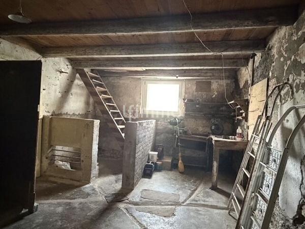 Maison à fort potentiel, en campagne mosellane.