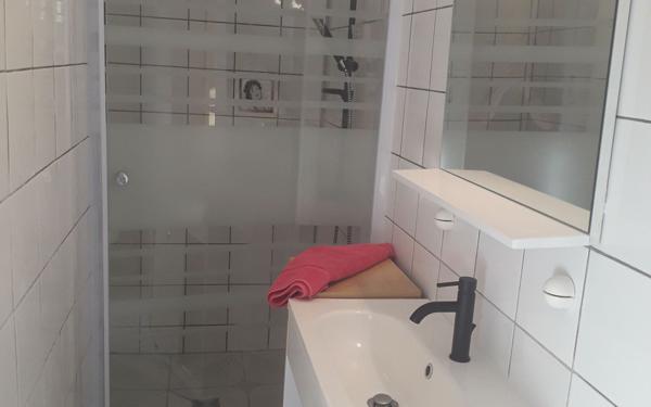 Appartement à louer    1 pièce • 40 m2 Sainte-Anne