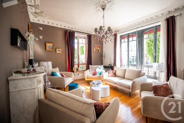 Maison à vendre  11 pièces - 355,67 m2 REMIREMONT - 88