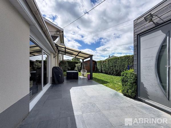 Charmante semi-individuelle en semi plain-pied avec garage, jardin et terrasse PHALEMPIN