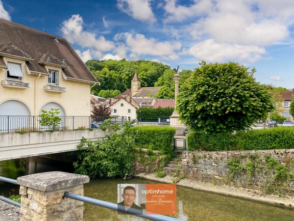 Montmorot – Maison 2 chambres avec jardin et garage