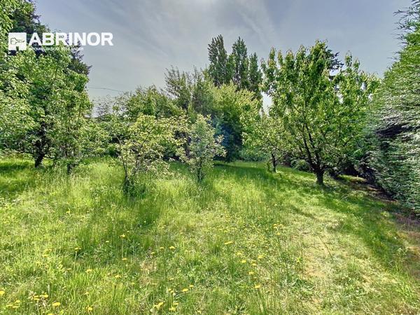 Terrain constructible de 751m² RONCHIN