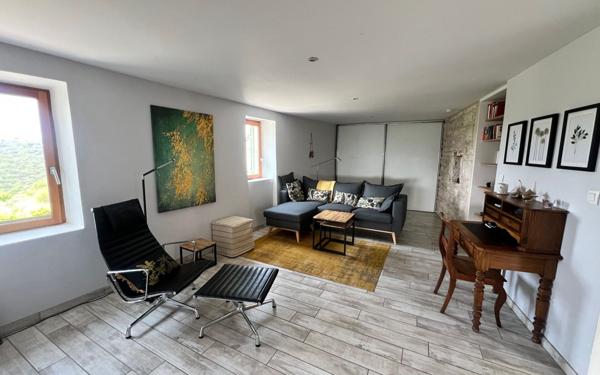 Maison à vendre    7 pièces •  Orgnac-l'Aven