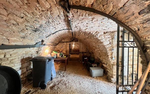 Maison à vendre    7 pièces •  Orgnac-l'Aven