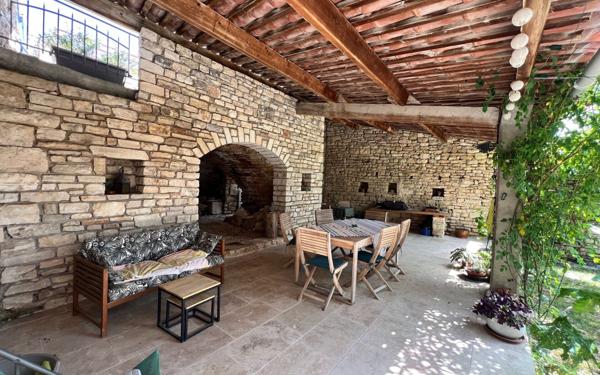 Maison à vendre    7 pièces •  Orgnac-l'Aven