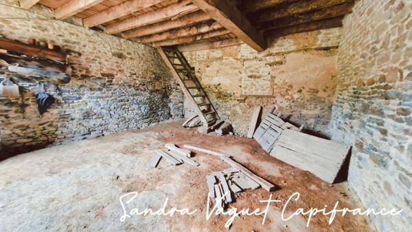 Fermette à vendre 4 pièces NOYAL PONTIVY (56) 11 740m² a rénover