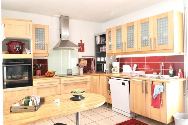 Immeuble à Carcassonne, 11000 - 126m²