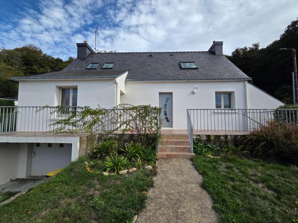 Maison familiale, quartier calme, très bien entretenue, proches toutes commodités