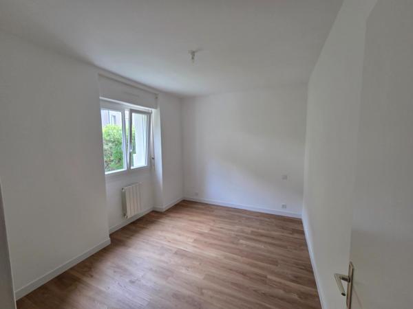 Maison familiale, quartier calme, très bien entretenue, proches toutes commodités