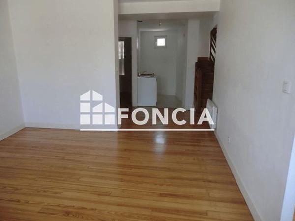 Location Appartement 2 pièces 49.25 m² - 11 RUE DE LA GROTTE Lourdes 65100