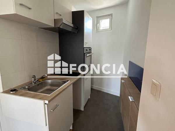 Location Appartement 2 pièces 49.25 m² - 11 RUE DE LA GROTTE Lourdes 65100