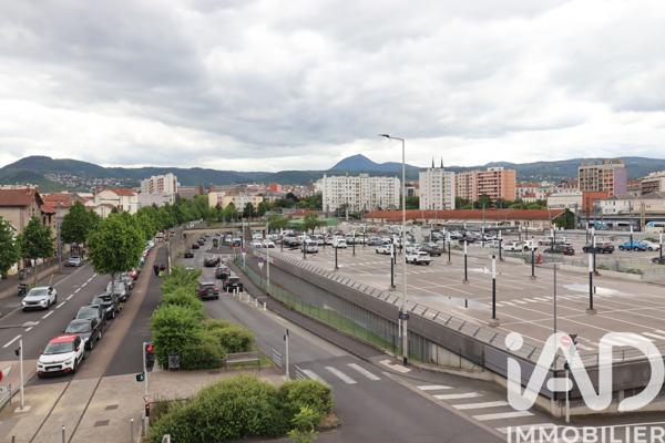 Appartement à vendre 2 pièces 57 m² Clermont-Ferrand