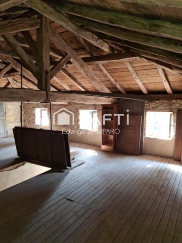 En pierre - Grange & jardin  attenants - 2 à 4 chambres