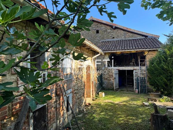 En pierre - Grange & jardin  attenants - 2 à 4 chambres