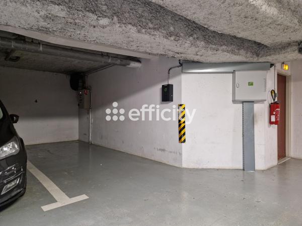 Parking - 11 m² Exclusivité efficity