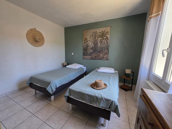 Maison
         6 pièces
        - 130 m² Exclusivité 714 000 € *