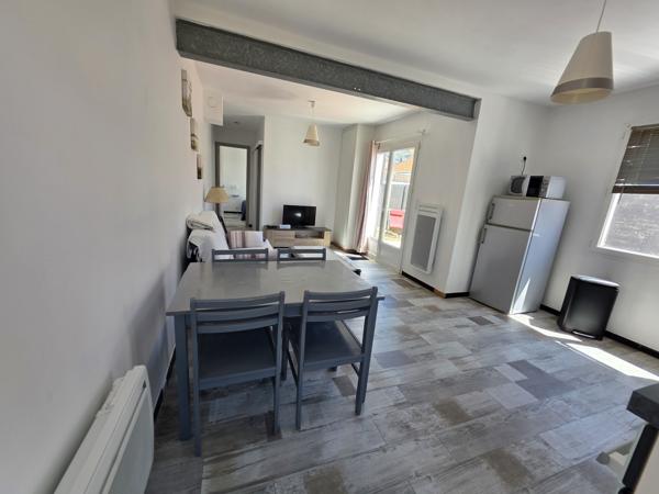 Maison
         6 pièces
        - 130 m² Exclusivité 714 000 € *