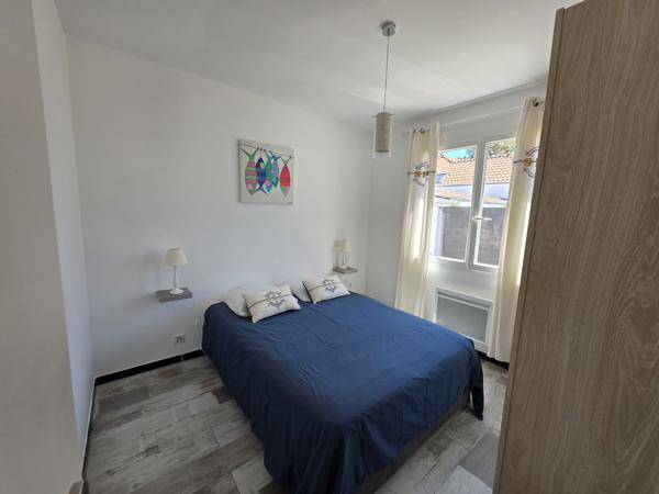 Maison
         6 pièces
        - 130 m² Exclusivité 714 000 € *