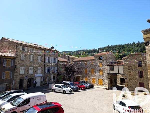 Maison à vendre 8 pièces 156 m² Saint-Félicien