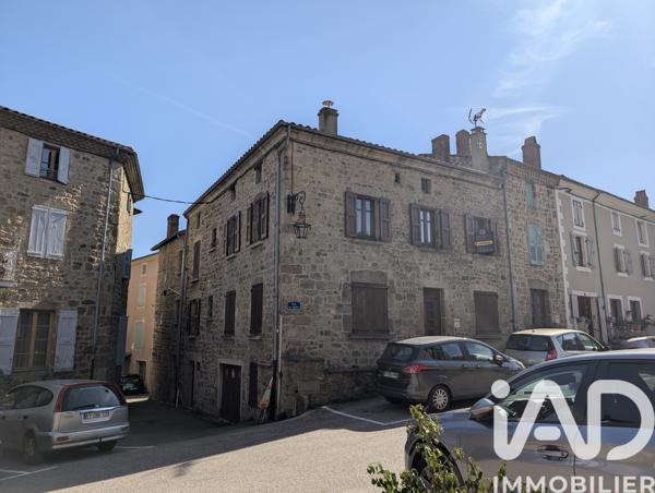 Maison à vendre 8 pièces 156 m² Saint-Félicien