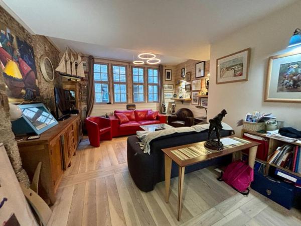 Maison de caractère Dinan 5 pièce(s) 225 m2