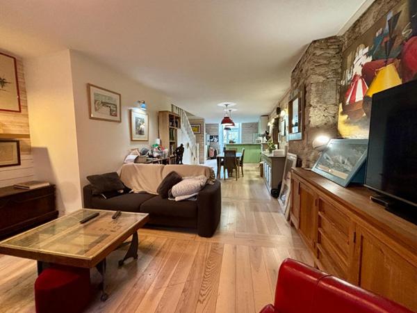 Maison de caractère Dinan 5 pièce(s) 225 m2