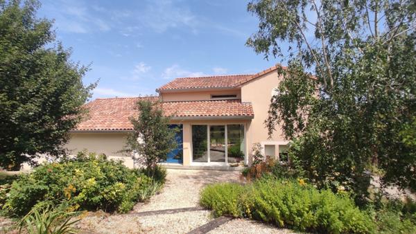 Maison 7 pièces à vendre Vouneuil sur Vienne - 86210 / Réf: 11758