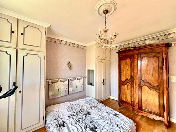 Maison 5 pièce(s) 140 m2