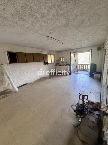 Maison 4 pièces - 397 m²